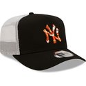 new-era-orange-logo-a-frame-seasonal-infill-new-york-yankees-mlb-black-and-white-trucker-hat