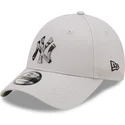 kasketter-buet-gra-justerbar-rem-9forty-seasonal-infill-fra-new-york-yankees-mlb-af-new-era