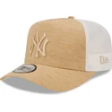 new-era-new-york-yankees-mlb-a-frame-jersey-essential-brun-justerbar-trucker-cap-med-brunt-logo