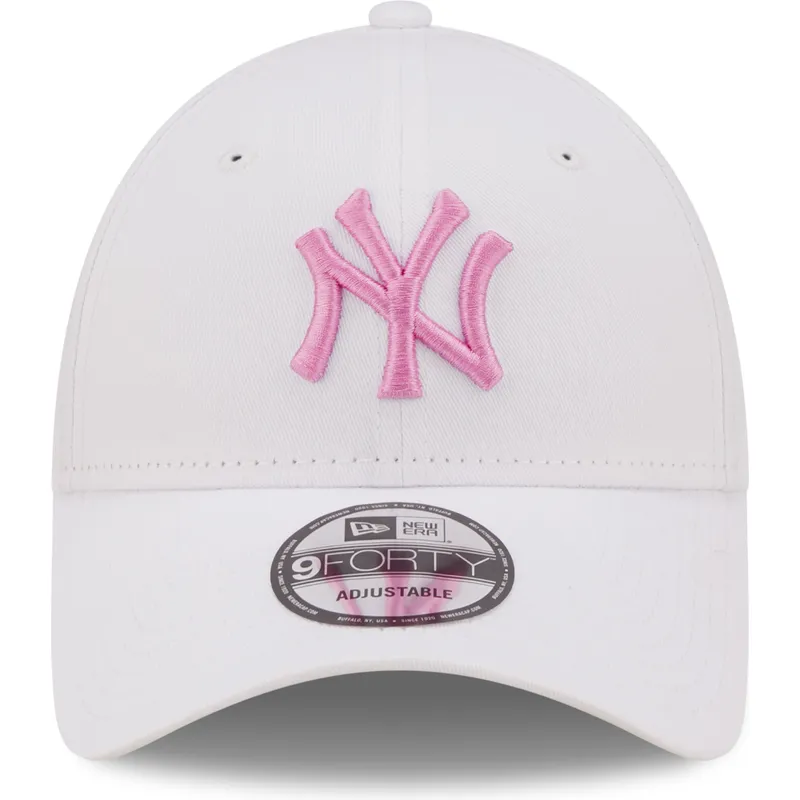 kasketter-buet-hvid-justerbar-rem-rosa-9forty-league-essential-fra-new-york-yankees-mlb-af-new-era