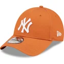 kasketter-buet-orange-justerbar-rem-9forty-league-essential-fra-new-york-yankees-mlb-af-new-era