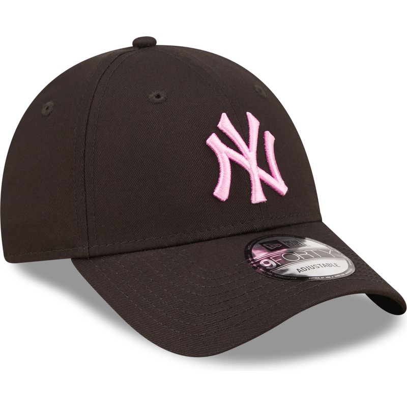 new-era-curved-brim-pink-logo-9forty-league-essential-new-york-yankees-mlb-black-adjustable-cap