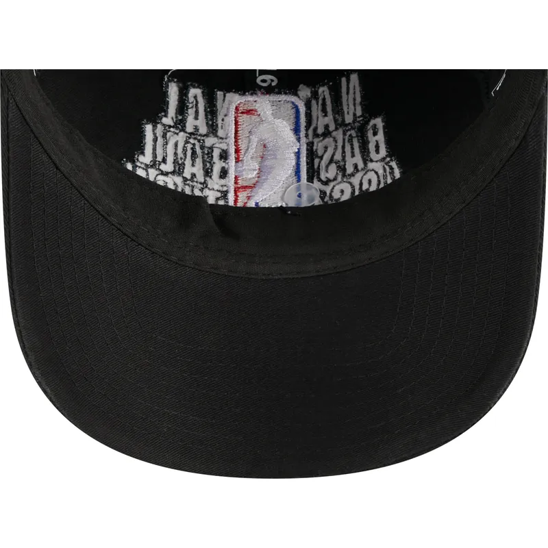 sort-justerbar-kurvet-kasket-9twenty-draft-edition-2023-fra-nba-fra-new-era