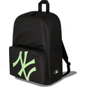 rygsaekke-sort-multi-stadium-fra-new-york-yankees-mlb-af-new-era