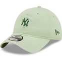 lys-gron-justerbar-buet-kasket-med-gront-logo-9twenty-mini-logo-af-new-york-yankees-mlb-fra-new-era