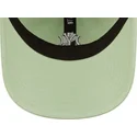 lys-gron-justerbar-buet-kasket-med-gront-logo-9twenty-mini-logo-af-new-york-yankees-mlb-fra-new-era