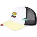 gul-og-hvid-trucker-kasket-the-tides-are-getting-higher-hft-fra-coastal