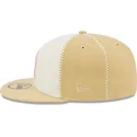 kasketter-flad-beige-tilpasset-rosa-59fifty-seam-stitch-fra-new-york-yankees-mlb-af-new-era