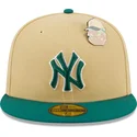 flad-beige-og-gron-fitted-kasket-59fifty-the-elements-earth-pin-fra-new-york-yankees-mlb-fra-new-era