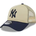 beige-og-marinebla-9forty-a-frame-all-day-trucker-kasket-fra-new-york-yankees-mlb-af-new-era