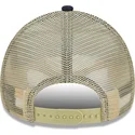beige-og-marinebla-9forty-a-frame-all-day-trucker-kasket-fra-new-york-yankees-mlb-af-new-era