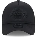 sort-trucker-kasket-med-sort-logo-9forty-a-frame-all-day-trucker-fra-los-angeles-lakers-nba-fra-new-era