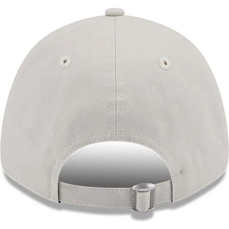 kasketter-buet-beige-justerbar-rem-9forty-seasonal-fra-vespa-piaggio-af-new-era
