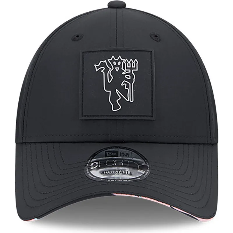 kasketter-buet-sort-snapback-9forty-all-over-print-zebra-visor-fra-manchester-united-football-club-premier-league-af-new-era