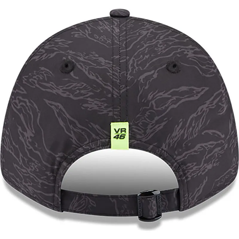 kasketter-buet-sort-justerbar-rem-9forty-all-over-print-fra-valentino-rossi-vr46-motogp-af-new-era