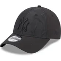 new-era-new-york-yankees-mlb-9forty-multi-texture-sort-justerbar-buet-kasket-med-sort-logo