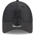 new-era-new-york-yankees-mlb-9forty-multi-texture-sort-justerbar-buet-kasket-med-sort-logo