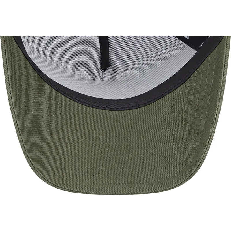 kasketter-buet-gron-snapback-a-frame-fra-piolin-y-silvestre-looney-tunes-af-new-era