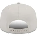 beige-flad-snapback-kasket-med-orange-logo-9fifty-side-patch-new-york-yankees-mlb-fra-new-era