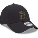 kasketter-buet-marinebla-justerbar-rem-9forty-team-outline-fra-new-york-yankees-mlb-af-new-era