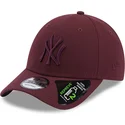 kasketter-buet-rod-justerbar-rem-granate-granate-9forty-repreve-fra-new-york-yankees-mlb-af-new-era