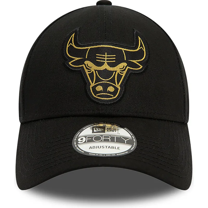 kasketter-buet-sort-justerbar-rem-9forty-metallic-badge-fra-chicago-bulls-nba-af-new-era kasketter-buet-sort-justerbar-rem-9forty-metallic-badge-fra-chicago-bulls-nba-af-new-era