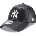 kasketter-buet-sort-justerbar-rem-9forty-leather-fra-new-york-yankees-mlb-af-new-era