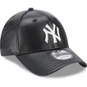 kasketter-buet-sort-justerbar-rem-9forty-leather-fra-new-york-yankees-mlb-af-new-era