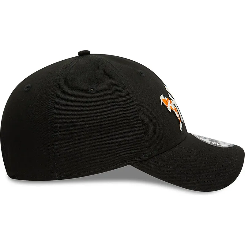 kasketter-buet-sort-justerbar-rem-9forty-koi-fish-fra-new-york-yankees-mlb-af-new-era