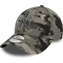 kasketter-buet-camouflage-justerbar-rem-9forty-all-over-print-painted-fra-new-york-yankees-mlb-af-new-era