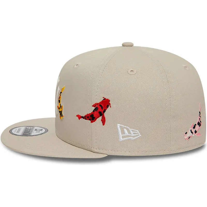 kasketter-flad-beige-snapback-9fifty-koi-fish-fra-new-york-yankees-mlb-af-new-era