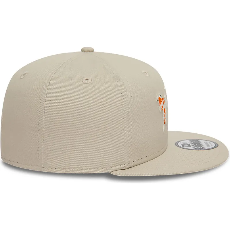 kasketter-flad-beige-snapback-9fifty-koi-fish-fra-new-york-yankees-mlb-af-new-era