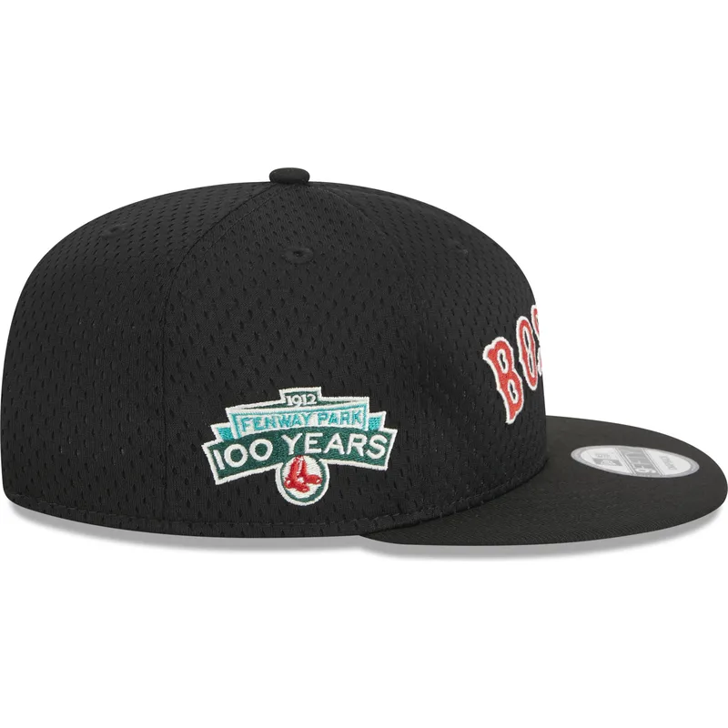 sort-flad-snapback-9fifty-post-up-pin-kasket-fra-boston-red-sox-mlb-af-new-era