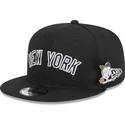 flad-sort-snapback-9fifty-post-up-pin-kasket-fra-new-york-yankees-mlb-af-new-era