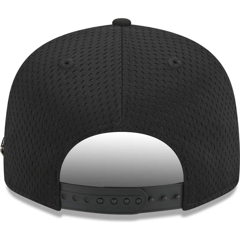 flad-sort-snapback-9fifty-post-up-pin-kasket-fra-new-york-yankees-mlb-af-new-era