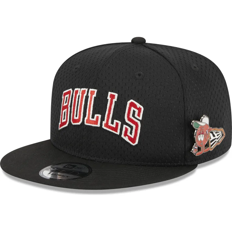 flad-sort-snapback-9fifty-post-up-pin-kasket-fra-chicago-bulls-nba-af-new-era