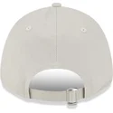 beige-justerbar-9forty-check-infill-kasket-med-buet-skygge-fra-new-york-yankees-mlb-af-new-era