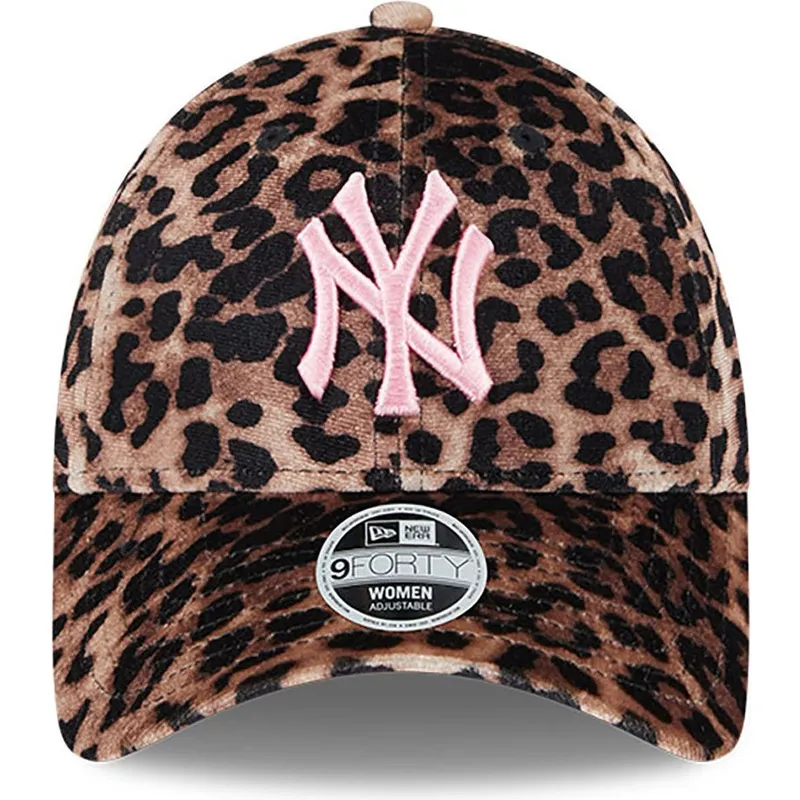 new-era-new-york-yankees-mlb-9forty-velour-justerbar-leopardkurvet-kasket-med-pink-logo-til-kvinder