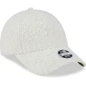 new-era-new-york-yankees-mlb-9forty-hypertexture-beige-justerbar-kvindekasket-med-buet-skygge