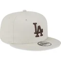 kasketter-flad-beige-snapback-marron-9fifty-league-essential-fra-los-angeles-dodgers-mlb-af-new-era