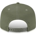 gron-fladskygget-snapback-kasket-med-beige-logo-9fifty-league-essential-fra-new-york-yankees-mlb-fra-new-era