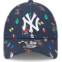 kasketter-buet-marinebla-justerbar-rem-til-barn-9forty-festive-fra-new-york-yankees-mlb-af-new-era