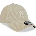 kasketter-buet-beige-justerbar-rem-9forty-wide-cord-fra-new-york-yankees-mlb-af-new-era