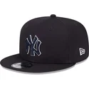 new-era-new-york-yankees-mlb-9fifty-side-patch-script-navybla-snapback-kasket-med-fladt-skygge-og-navyblat-logo