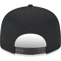 sort-snapback-kasket-med-flad-skygge-og-blat-logo-9fifty-seasonal-infill-fra-new-york-yankees-mlb-af-new-era