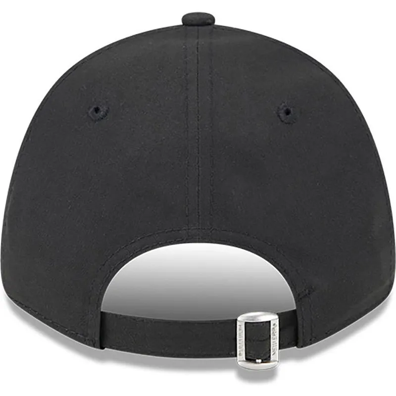 sort-justerbar-curved-kasket-med-sort-logo-9forty-repreve-outline-fra-new-york-yankees-mlb-fra-new-era