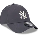 kasketter-buet-gra-justerbar-rem-9forty-metallic-fra-new-york-yankees-mlb-af-new-era