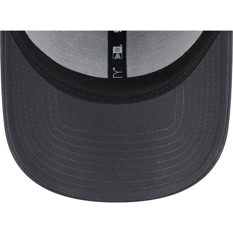 kasketter-buet-gra-justerbar-rem-9forty-metallic-fra-new-york-yankees-mlb-af-new-era kasketter-buet-gra-justerbar-rem-9forty-metallic-fra-new-york-yankees-mlb-af-new-era