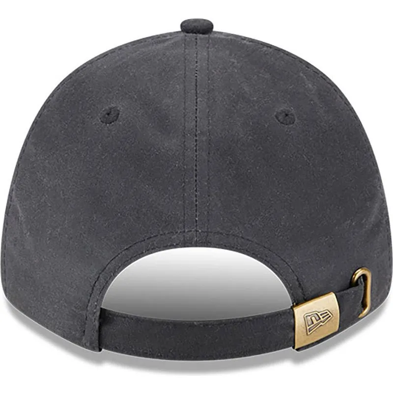 gra-justerbar-kurvet-kasket-9forty-millerain-fra-new-era