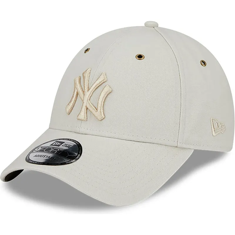 beige-justerbar-buet-kasket-med-beige-logo-9forty-washed-canvas-fra-new-york-yankees-mlb-fra-new-era